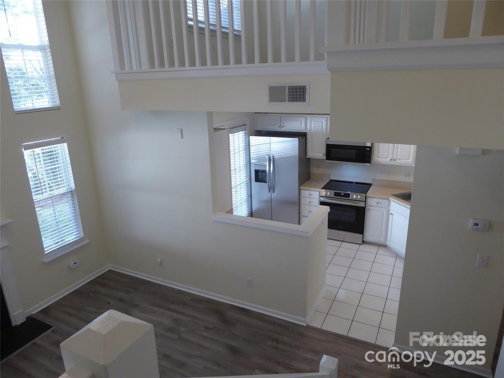 Property image 5 of 8620 Robinson Forest Drive in Tyler Woods, Charlotte, NC 28277