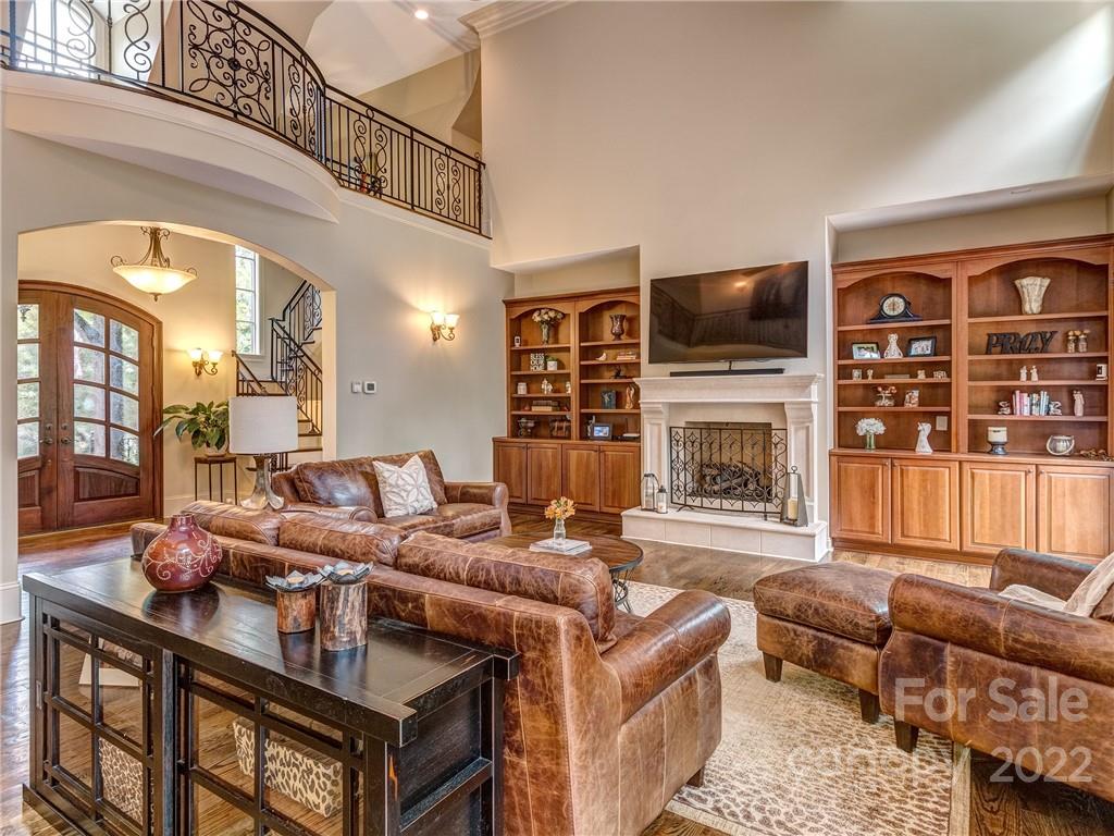 Property image 3 of 725 Beauhaven Lane in Chatelaine, Waxhaw, NC 28173