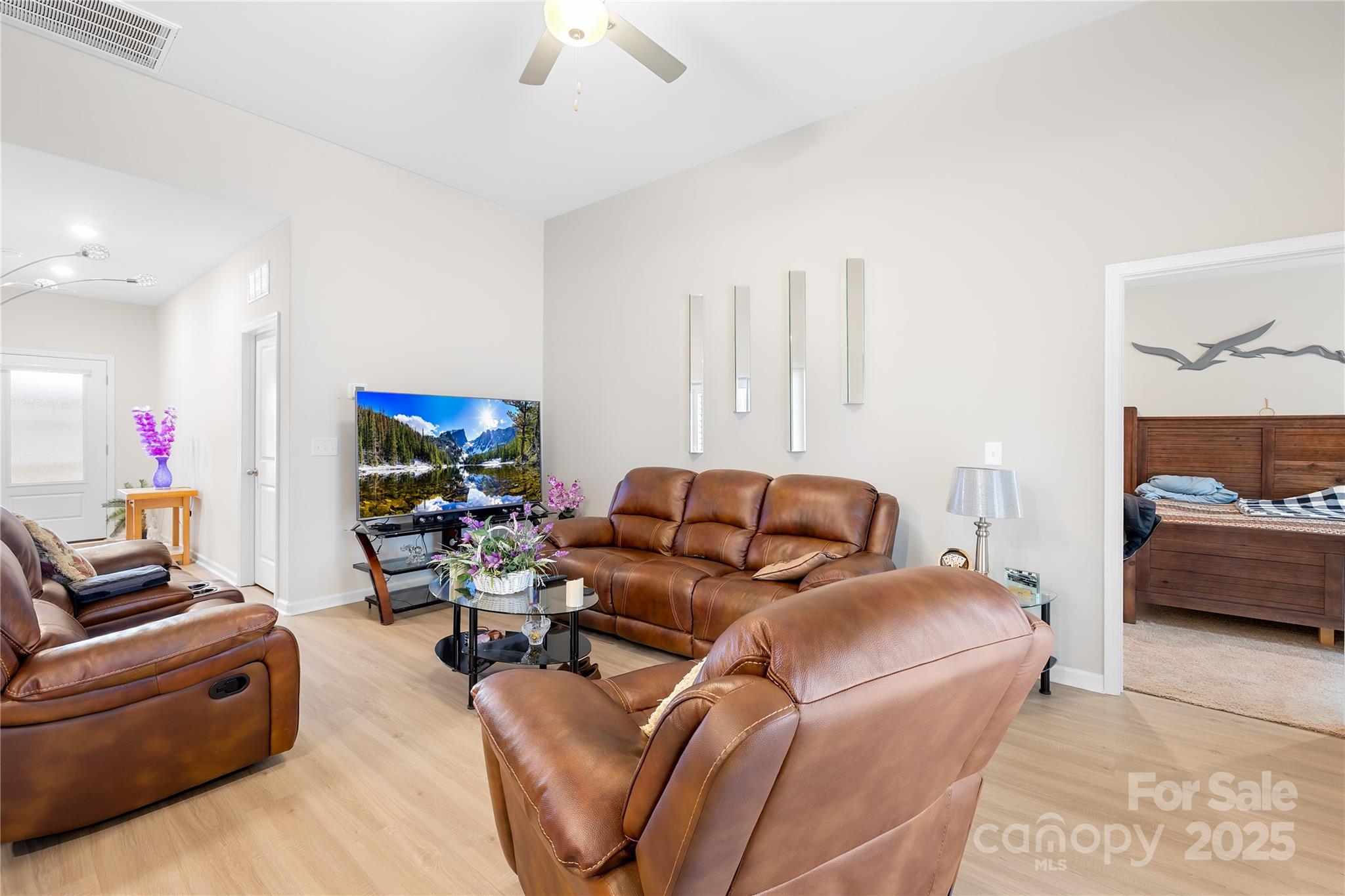 Property image 4 of 3222 Maple Ridge Drive in Stagecoach Station, Gastonia, NC 28052