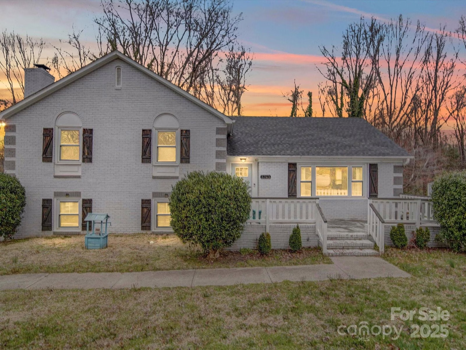 Property image 1 at 5743 Cherrycrest Lane, Charlotte, NC 28217