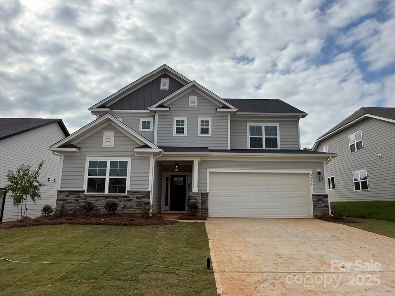 2216 Camber Drive