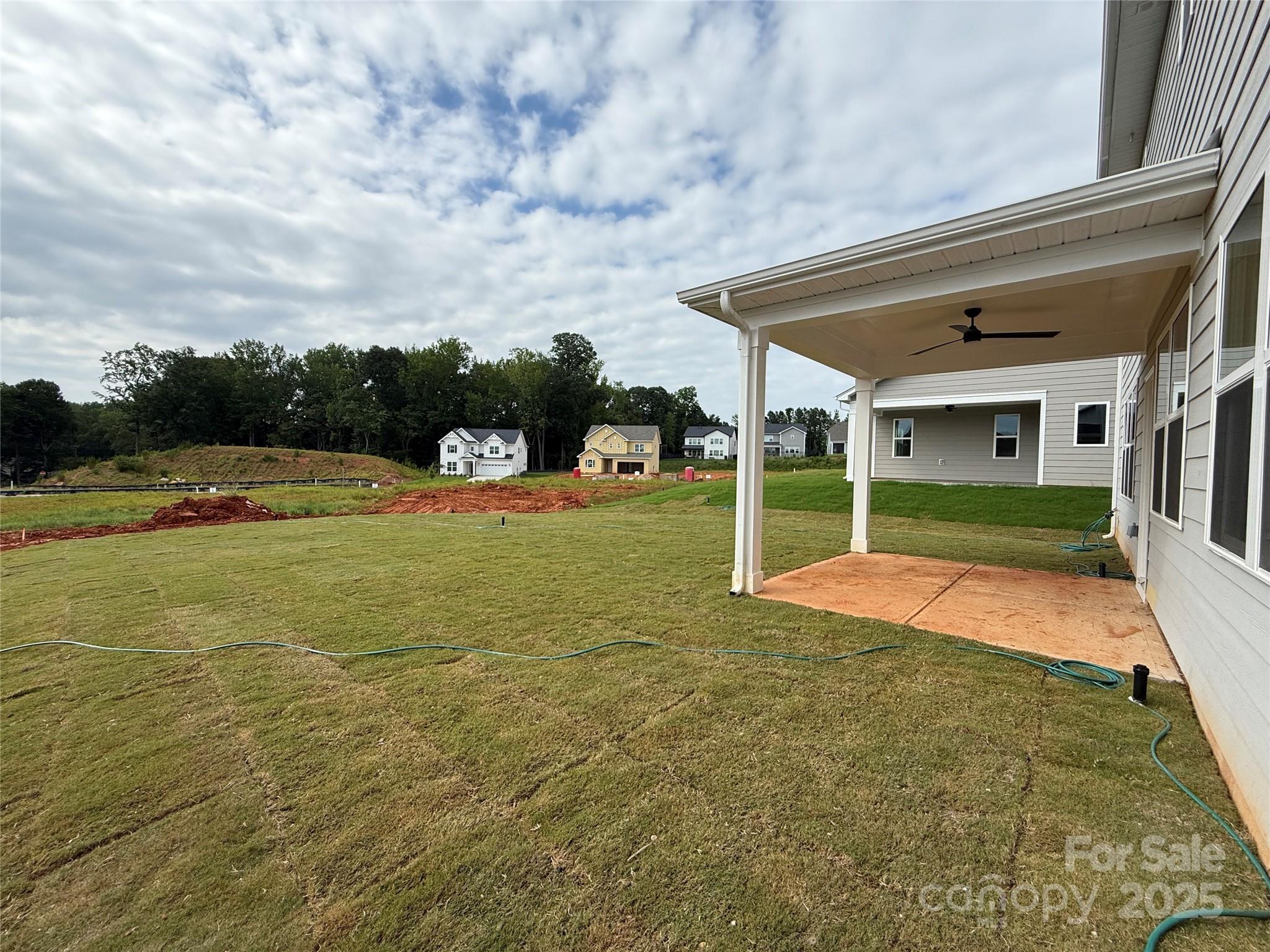 Property image 3 of 2216 Camber Drive in Camber Woods, Gastonia, NC 28054