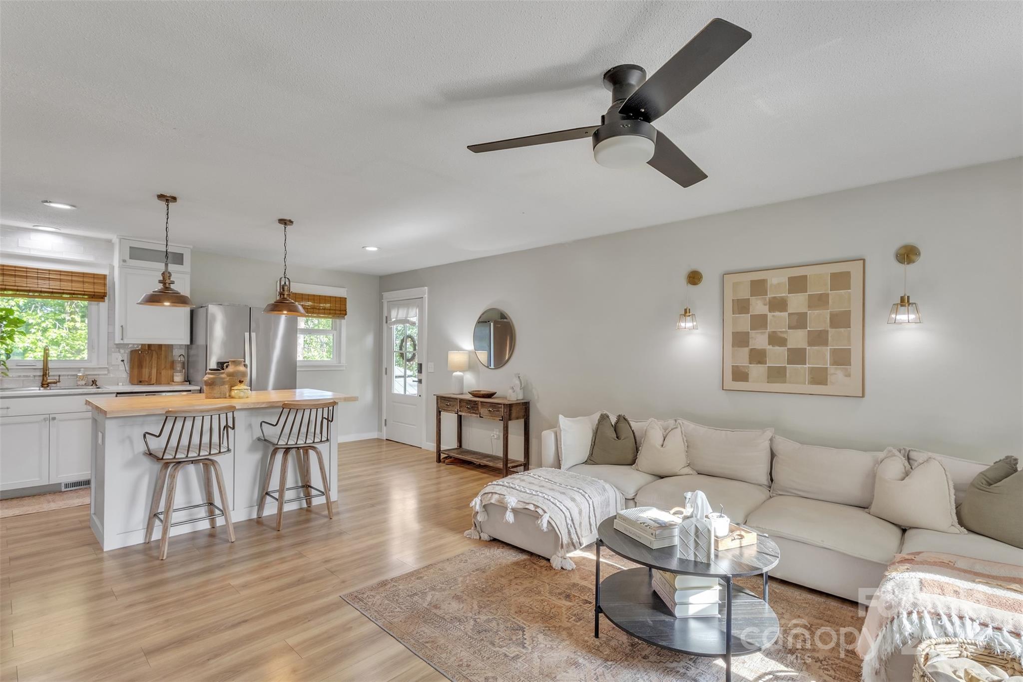 Property image 2 of 1420 Columbus Street in Sunset Hills, Albemarle, NC 28001