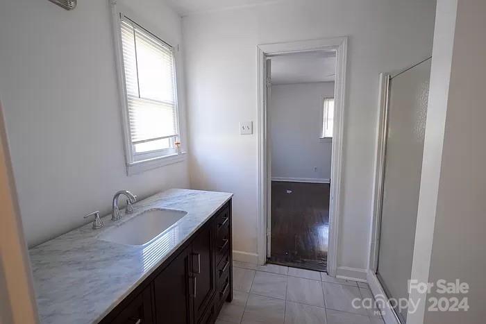 Property image 3 of 212 S Milford Drive in Milford Hills, Salisbury, NC 28144