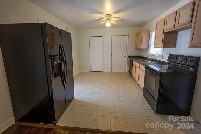 Property image 4 of 212 S Milford Drive in Milford Hills, Salisbury, NC 28144