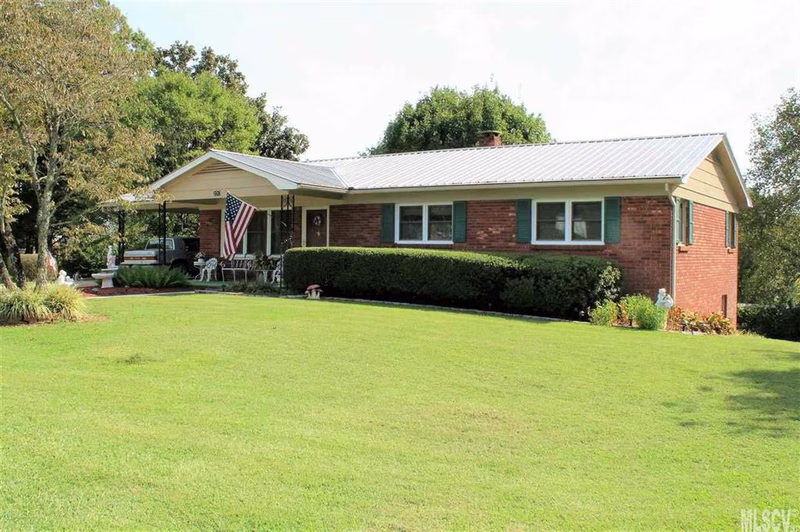 2717 Fairway Acres Circle