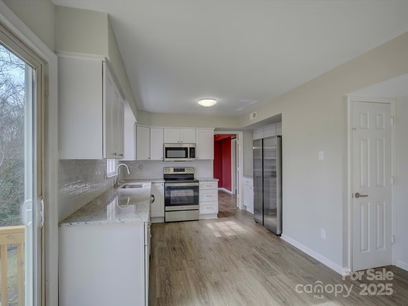 Property image 3 at 5923 Rexwood Place, Charlotte, NC 28210