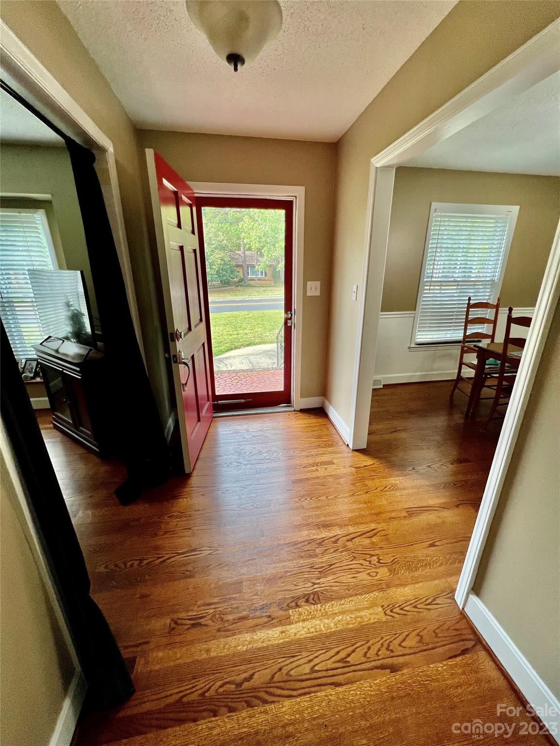 Property image 2 of 1637 Dixon Road in Kingswood, Gastonia, NC 28054