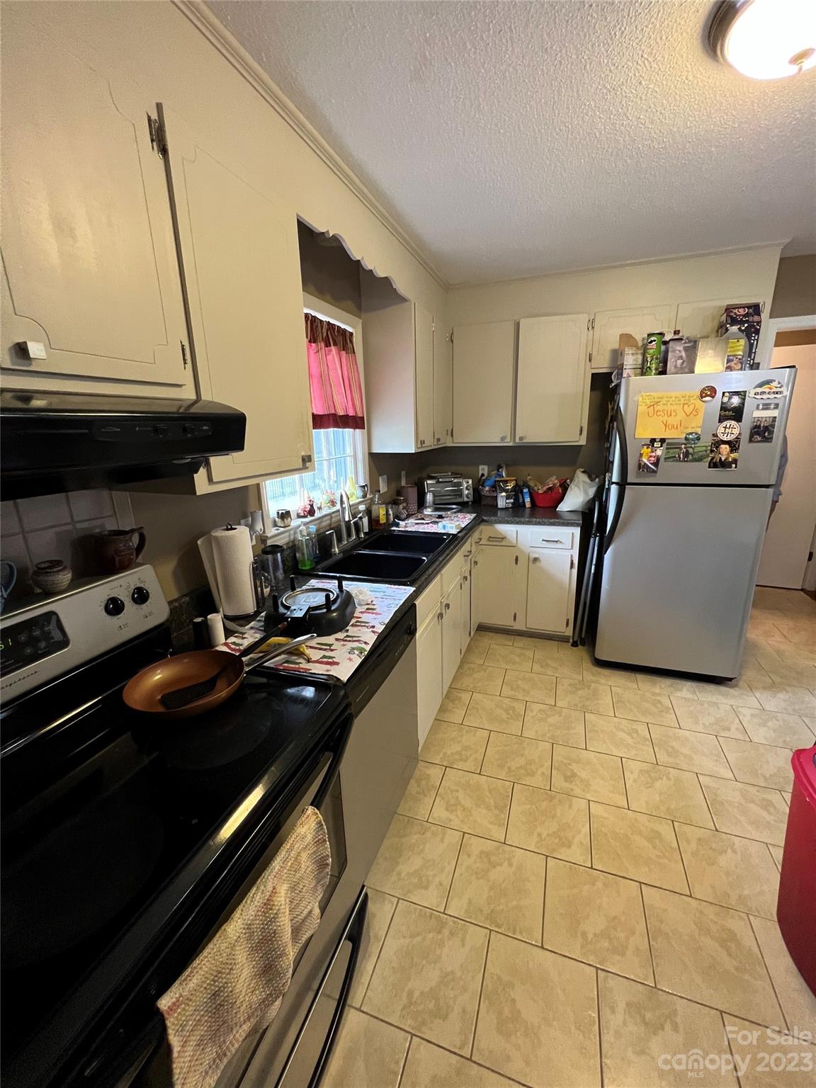 Property image 4 of 1637 Dixon Road in Kingswood, Gastonia, NC 28054