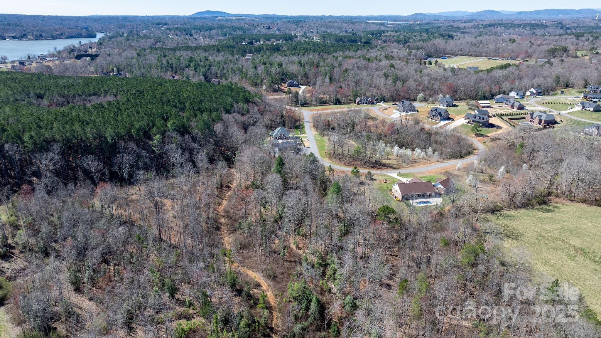 Property image 3 of 5306 Antler Creek Drive in Antler Cove, Granite Falls, NC 28630