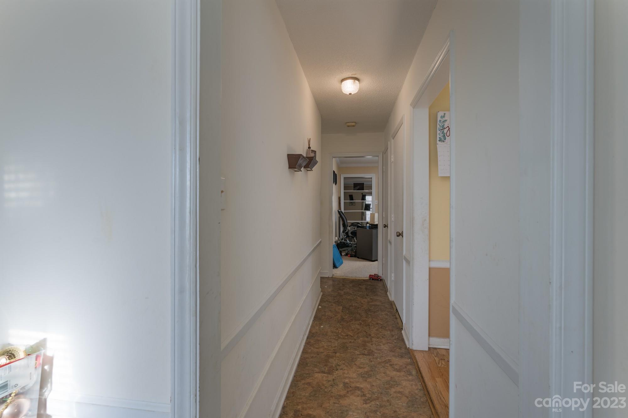 Property image 5 of 9301 Knotty Pine Circle in Timber Creek, Charlotte, NC 28227