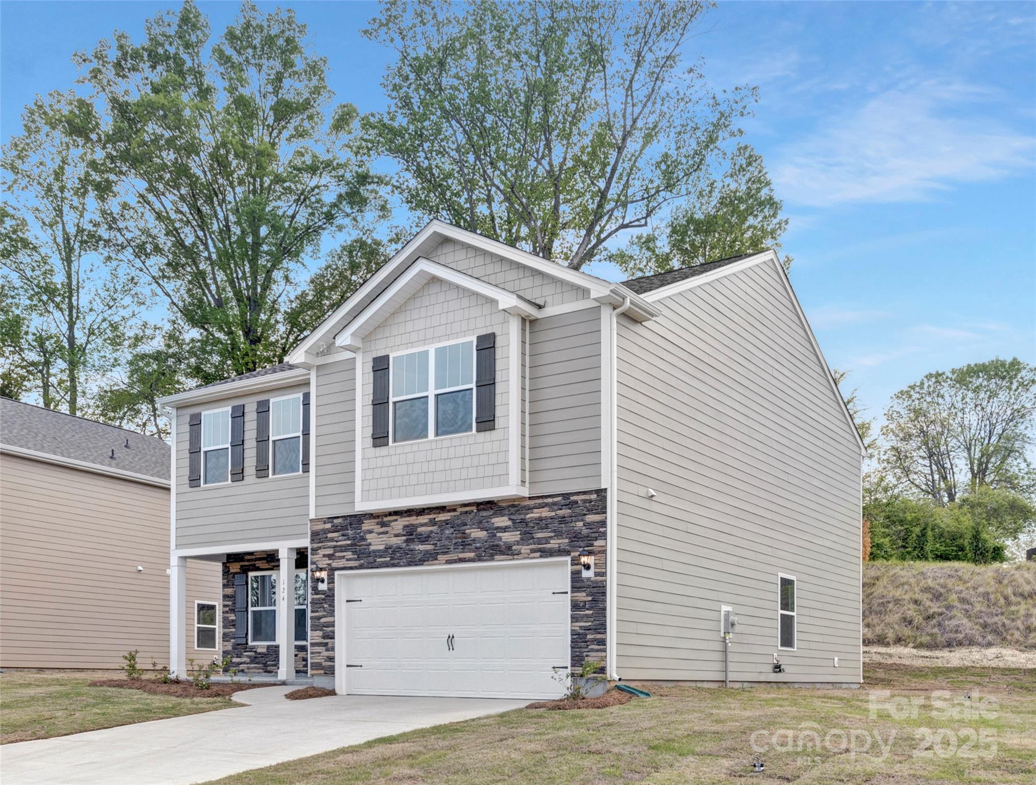 Property image 3 of 124 Rustling Waters Drive in Lakeshore at Windstone, Mooresville, NC 28117