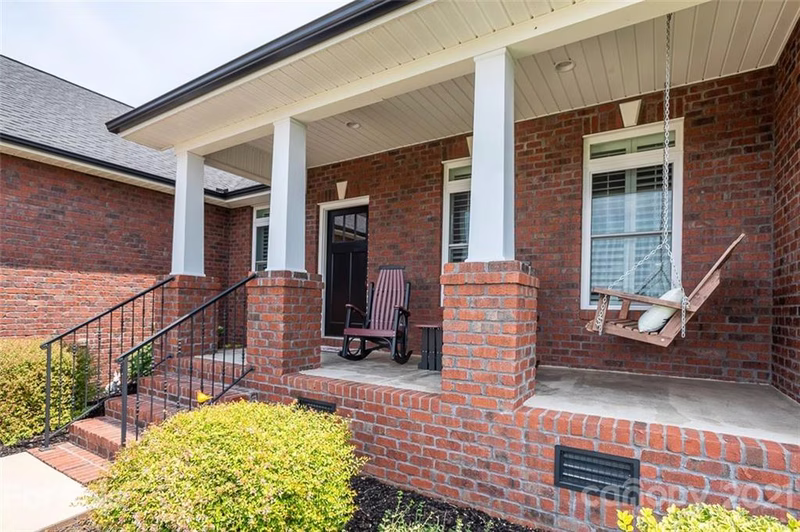 Property image 3 at 2411 Carriage Lane, Lincolnton, NC 28092