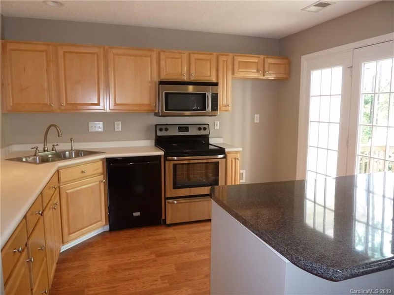 Property image 5 at 8403 Southgate Commons Drive, Charlotte, NC 28277