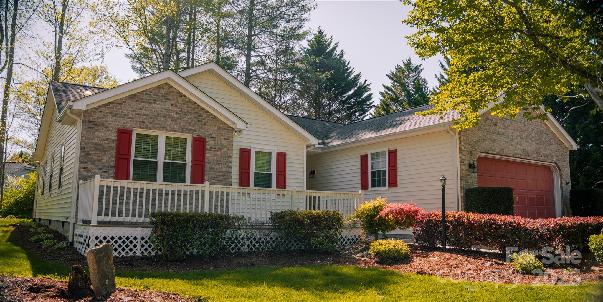 Property image 2 of 9 Manakiki Court in Etowahs Reach, Etowah, NC 28729
