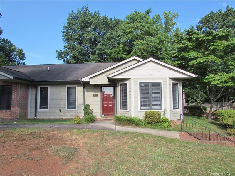 1115 Hanford Place