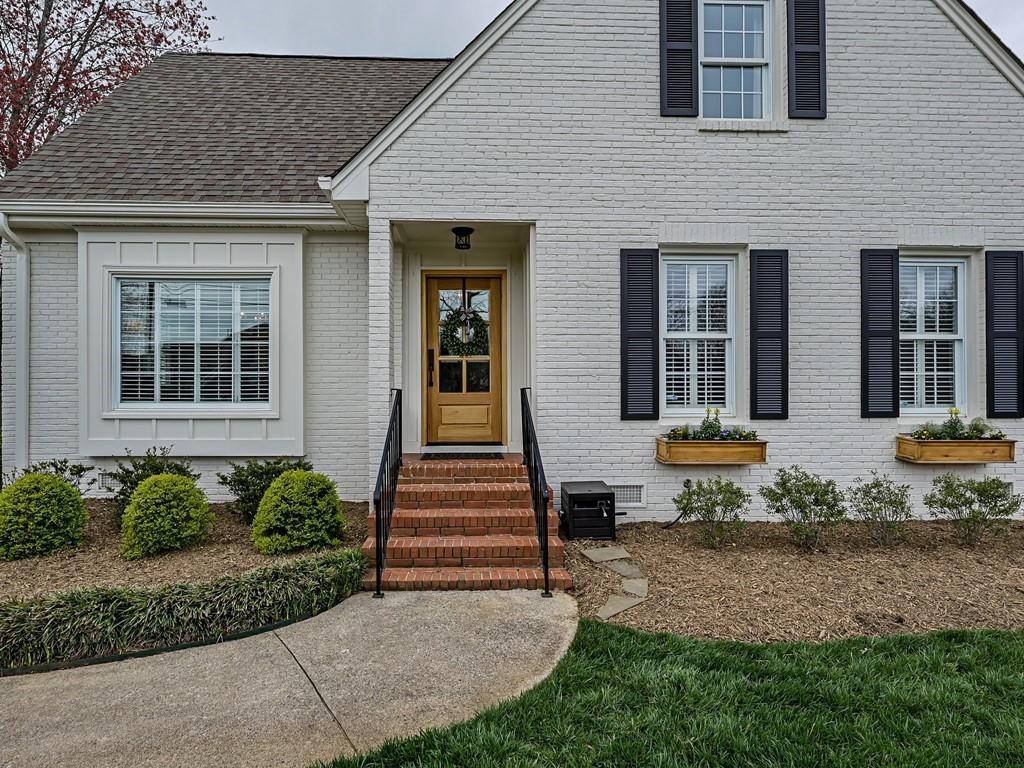 Property image 3 of 6122 Sharon Acres Road in Sharon Hills, Charlotte, NC 28210