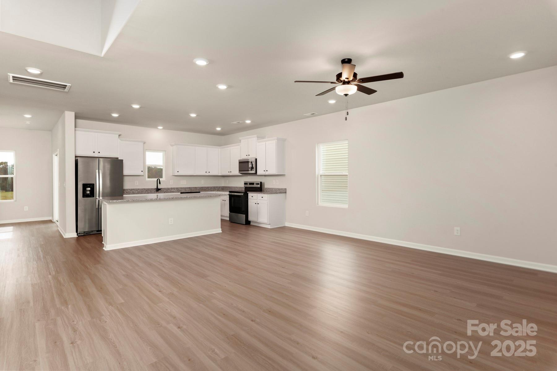 Property image 3 of 3472 Saddlebred Drive in Stagecoach Station, Gastonia, NC 28052