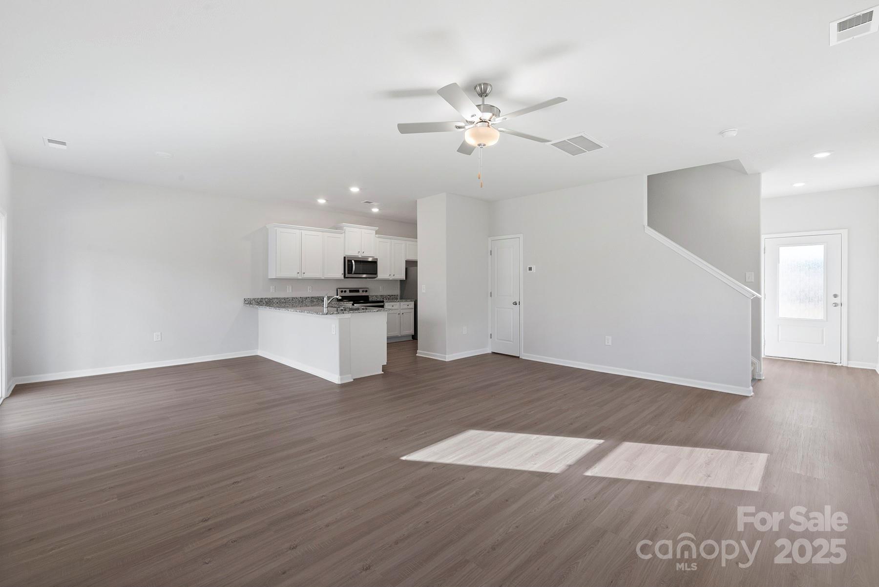 Property image 4 of 3258 Maple Ridge Drive in Stagecoach Station, Gastonia, NC 28052