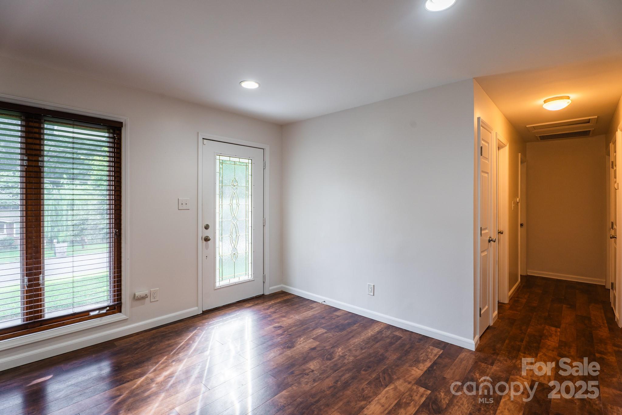 Property image 4 of 1621 Keeling Place in Starmount, Charlotte, NC 28210