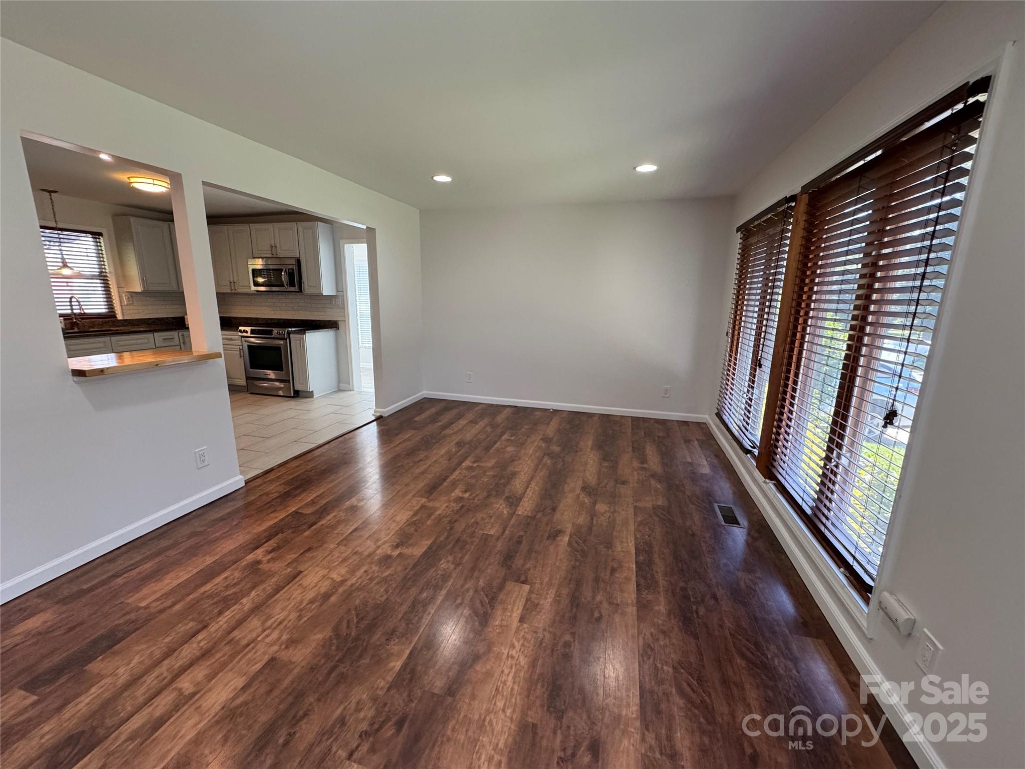 Property image 5 of 1621 Keeling Place in Starmount, Charlotte, NC 28210