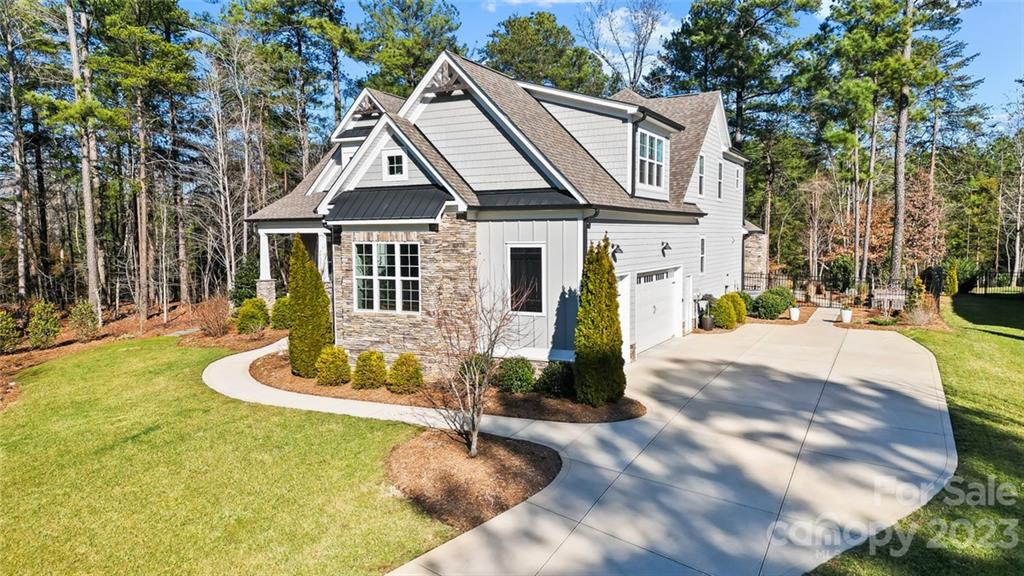 Property image 3 of 4600 Firethorn Court in Lakewood, Denver, NC 28037