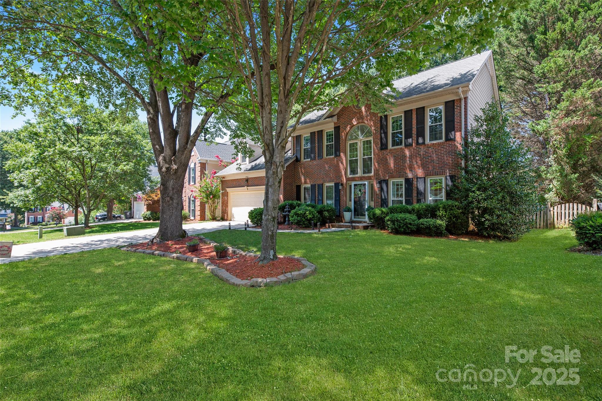 Property image 3 of 8906 Glade Court in Wynfield Forest, Huntersville, NC 28078
