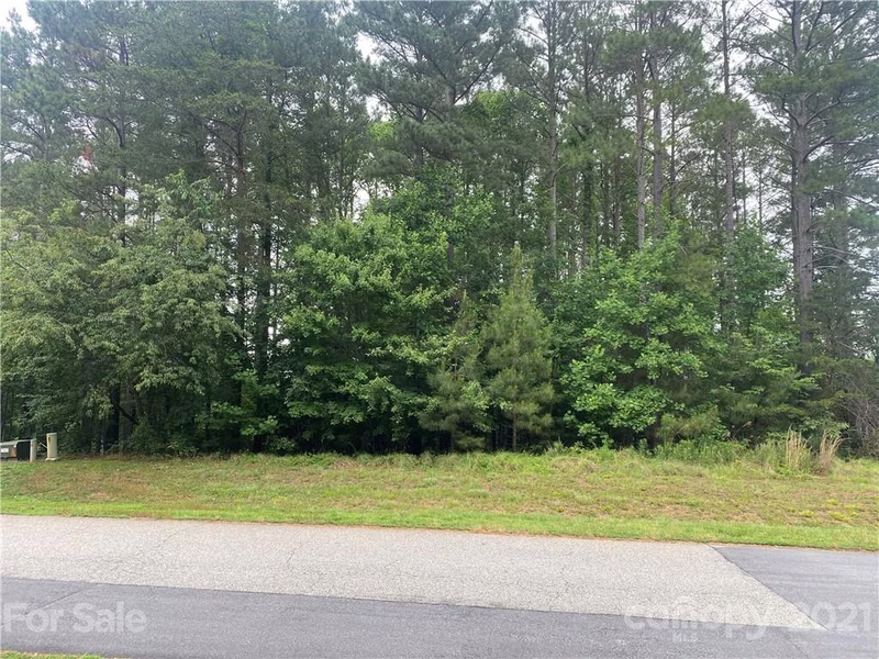 Property image 2 at 6140 Plantation Pointe Drive, Granite Falls, NC 28630