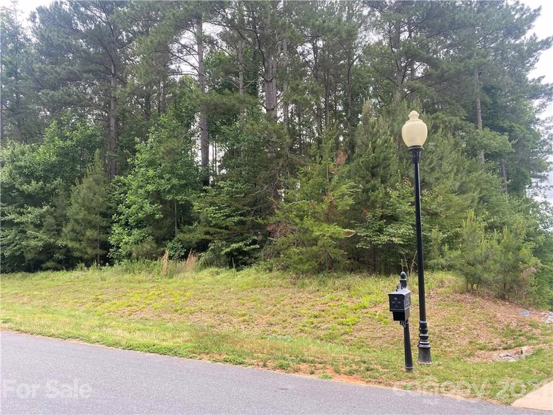 Property image 5 at 6140 Plantation Pointe Drive, Granite Falls, NC 28630