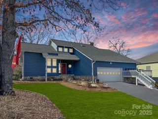 Property image 3 of 95 Lake Club Lane in Lake View Estates, Nebo, NC 28761