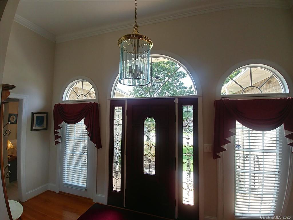 Property image 5 of 1266 Lochshire Lane in Glenmoor, Gastonia, NC 28054