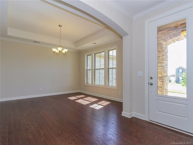 Property image 2 at 402 Alucio Court, Matthews, NC 28104