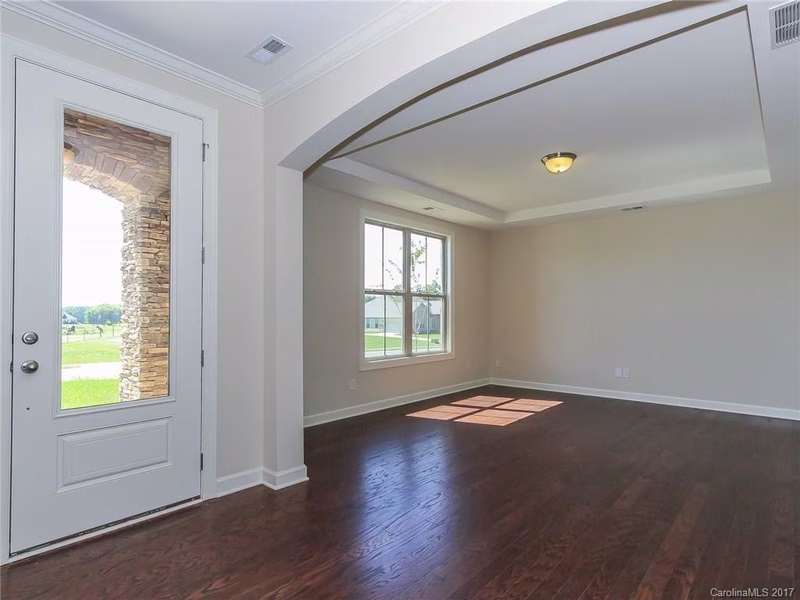 Property image 5 at 402 Alucio Court, Matthews, NC 28104
