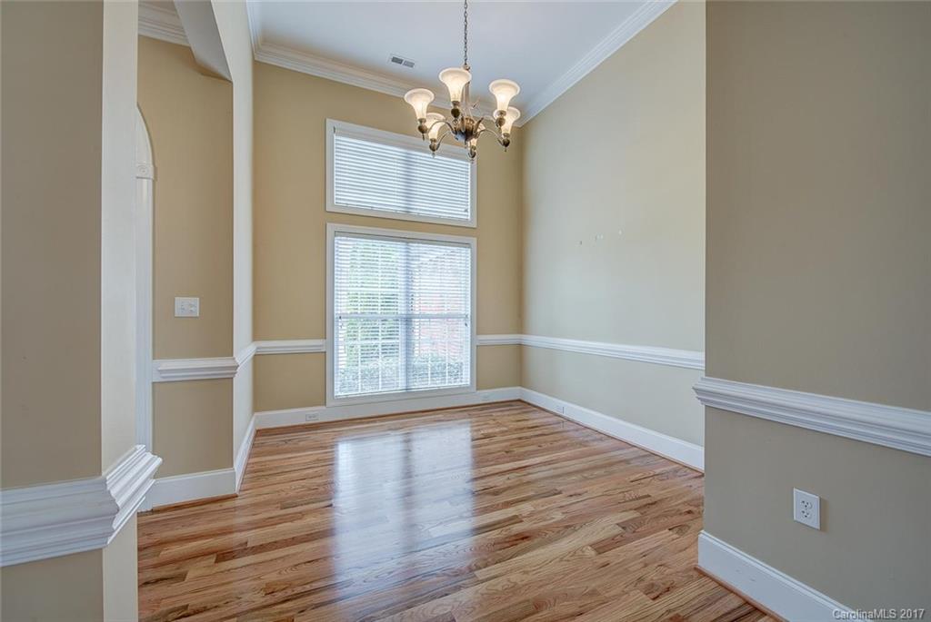 Property image 3 of 1627 Elkhart Circle in Hoffman Place, Gastonia, NC 28054