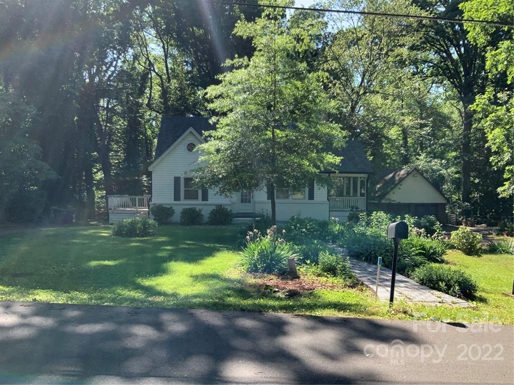 Property image 2 of 415 2nd Avenue in Westside Development, Conover, NC 28613