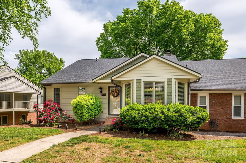 Property image 2 at 1004 Kenilworth Court, Concord, NC 28027
