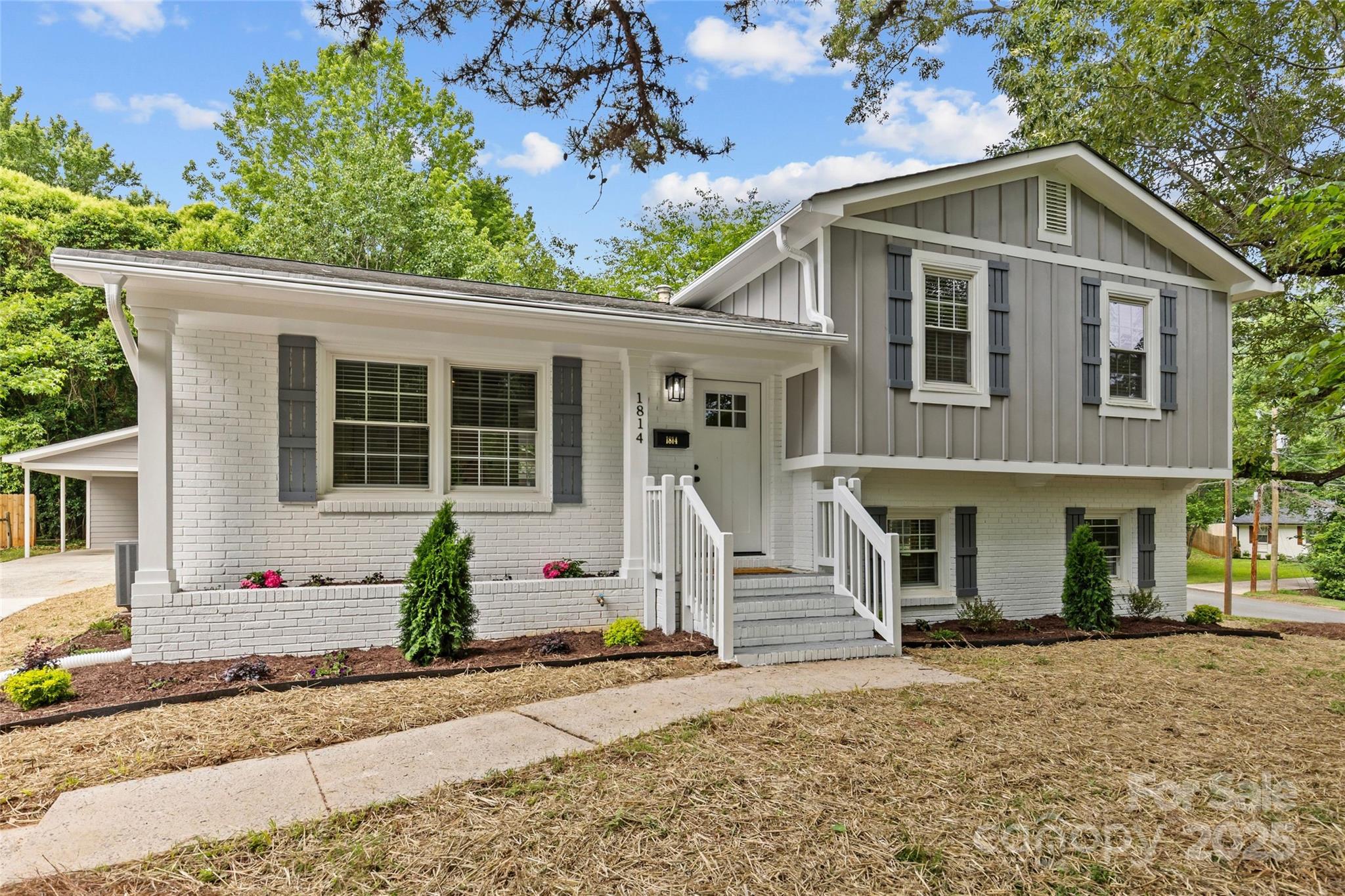 Property image 2 of 1814 Brookdale Avenue in Starmount, Charlotte, NC 28210