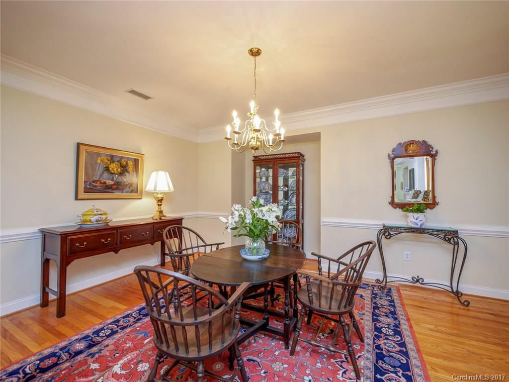 Property image 5 of 6017 South Regal Lane in Royal Crest, Charlotte, NC 28210