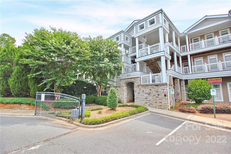 637 Williamson Road