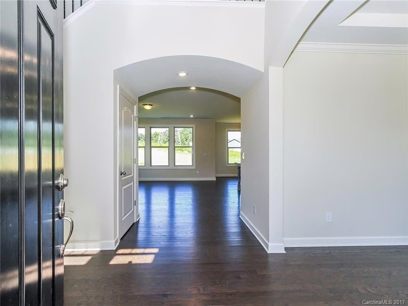Property image 2 at 506 Alucio Court, Matthews, NC 28104