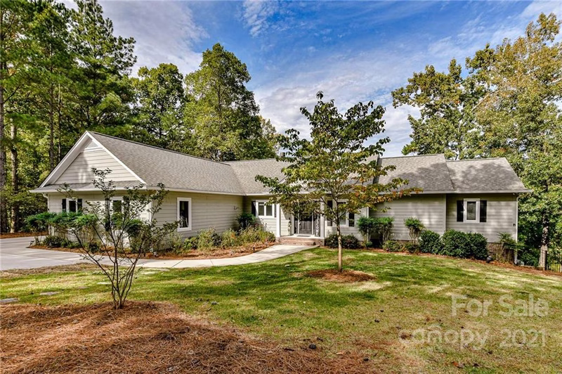 Property image 2 at 338 Plantation Way, Mount Gilead, NC 27306