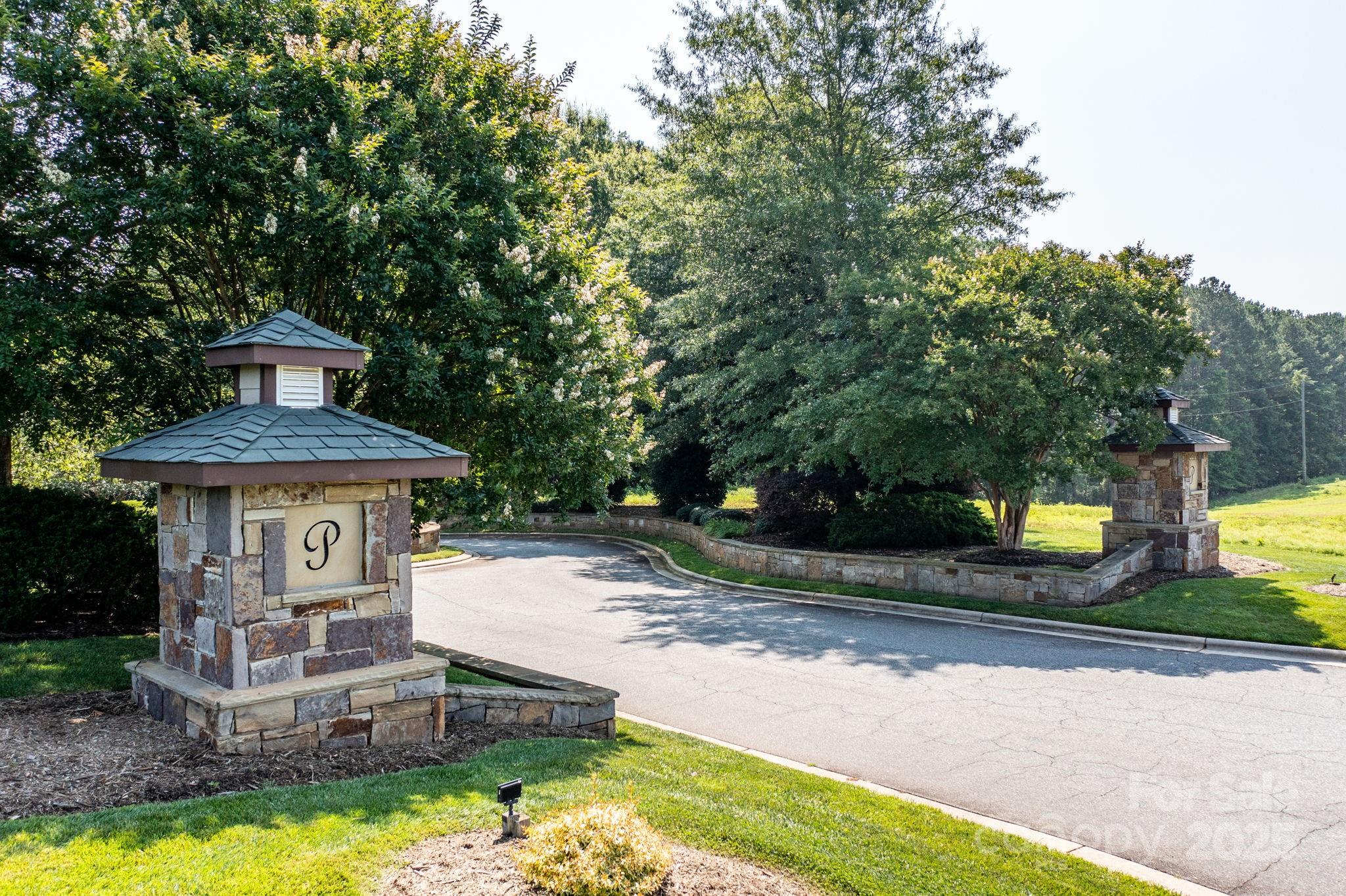Property image 3 of 6092 Plantation Pointe Drive in Plantation Pointe, Granite Falls, NC 28630