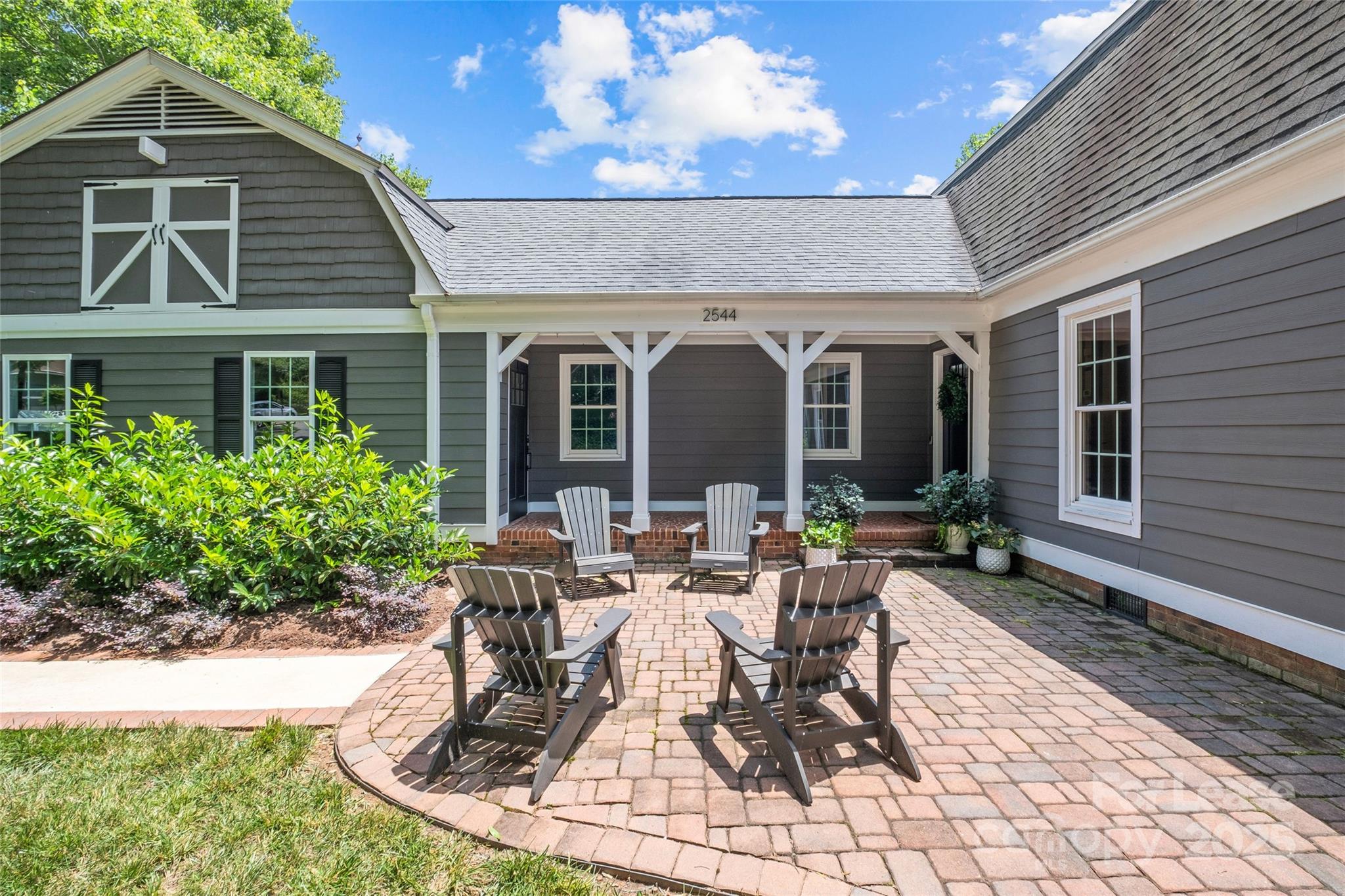 Property image 3 of 2544 Ainsdale Road in Governors Square, Charlotte, NC 28226