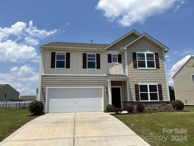 1009 Dawn Light Road