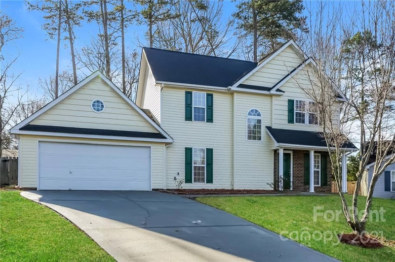 2328 Chantilly Court