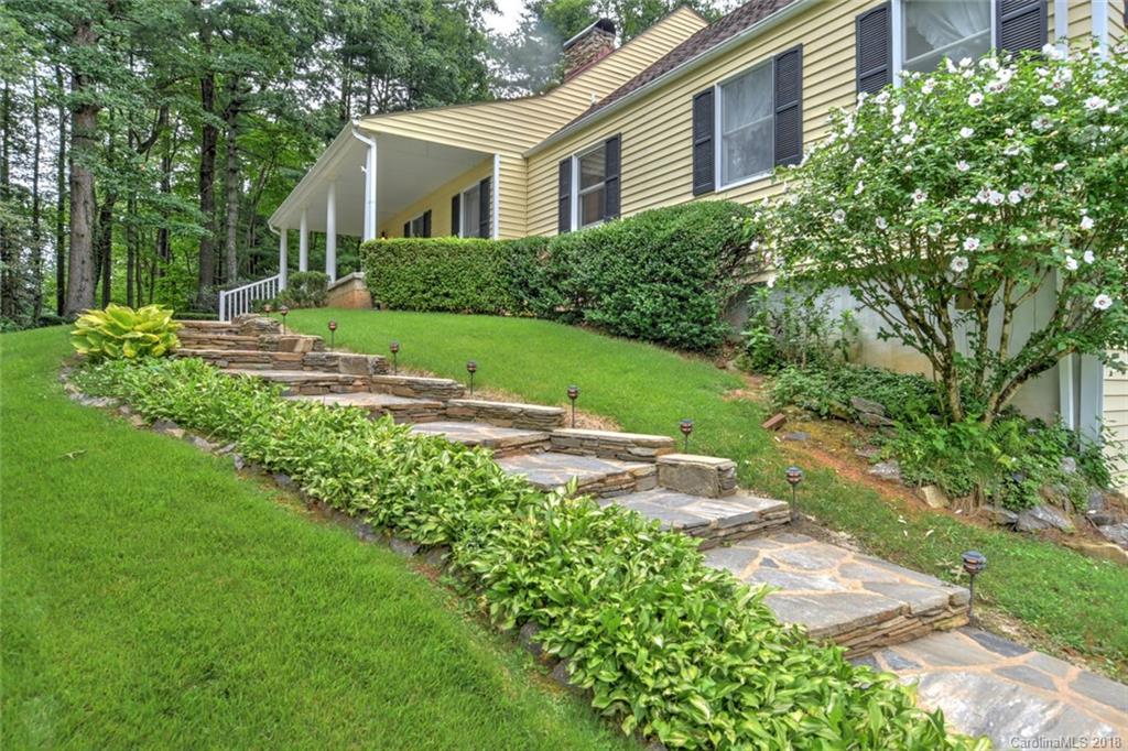 Property image 2 of 6 Tamarac Terrace in Tamarac, Hendersonville, NC 28791