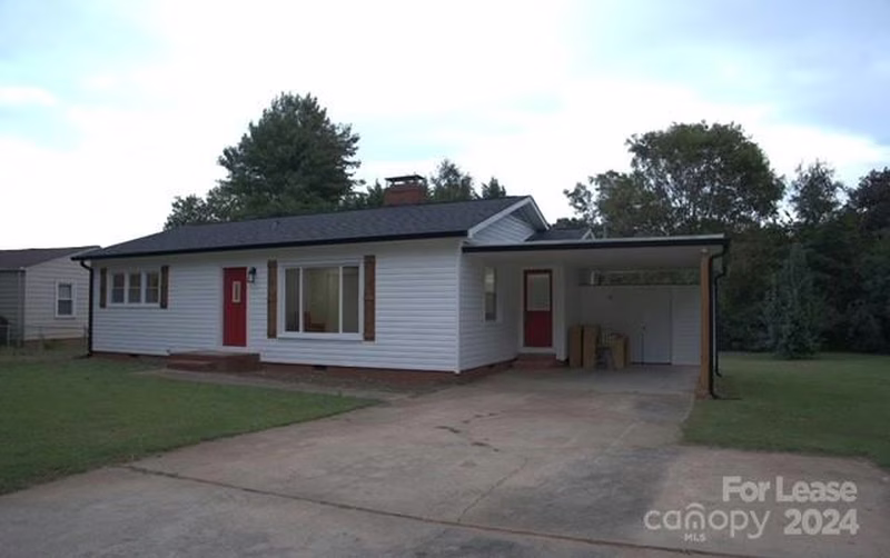 702 Woods Drive