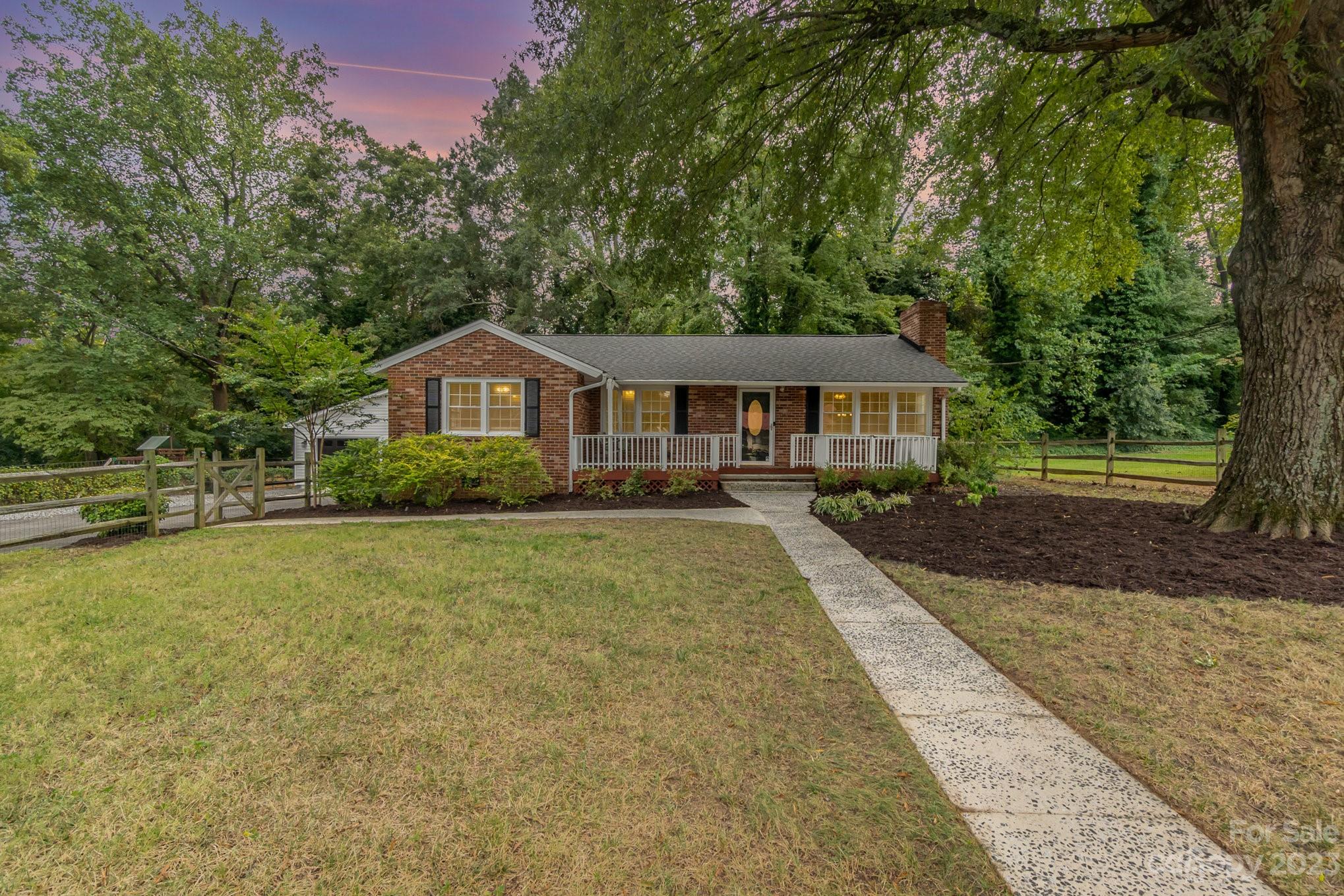 Property image 2 of 2206 Englewood Street in Jackson Park, Kannapolis, NC 28083