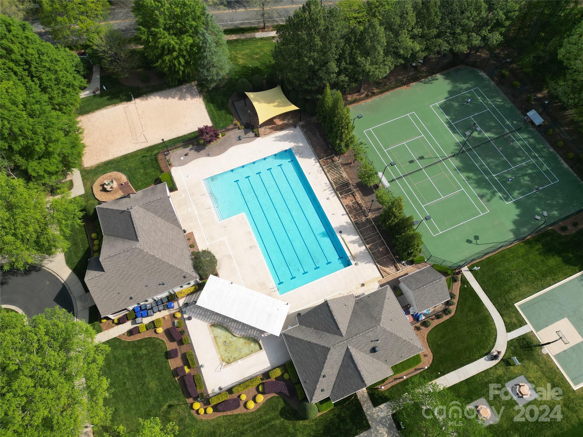 Property image 3 of 8927 Glade Court in Wynfield Forest, Huntersville, NC 28078
