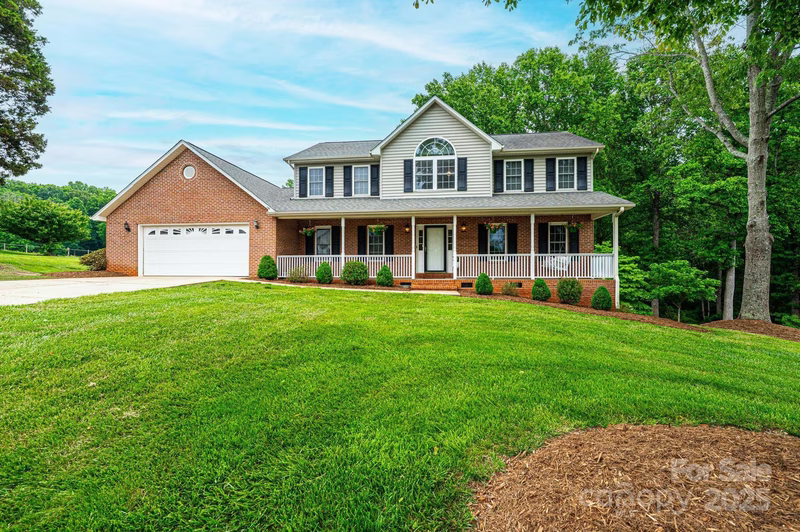 2728 Touchstone Circle